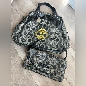 Petunia Pickle Bottom Sashay Satchel and Clutch Bundle